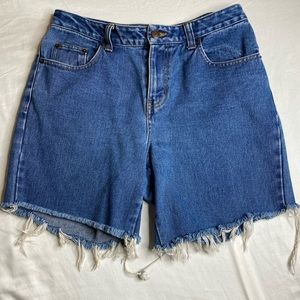 VINTAGE 90s HIGH WAISTED SHORTS